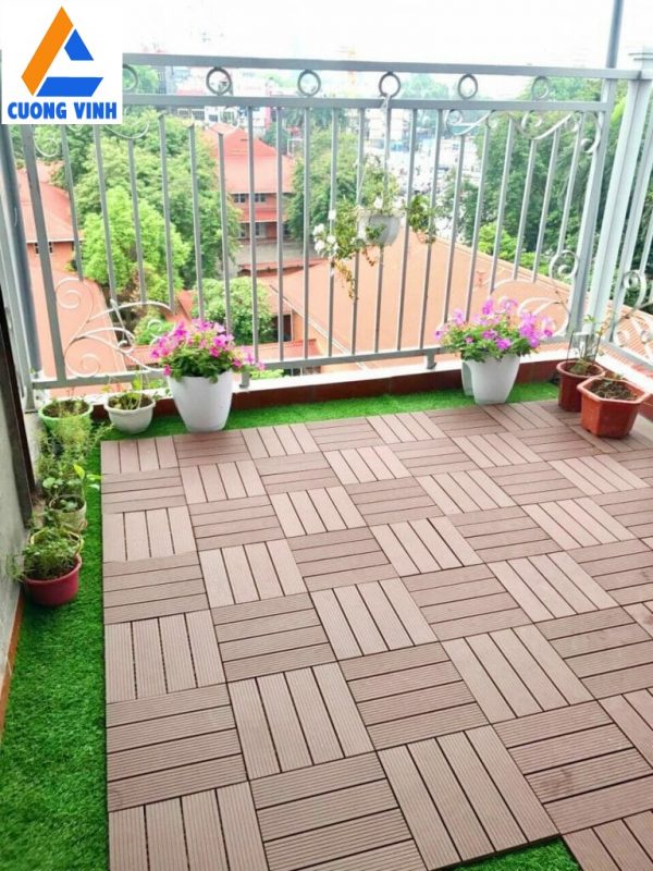 san-nhua-gia-go-ban-cong